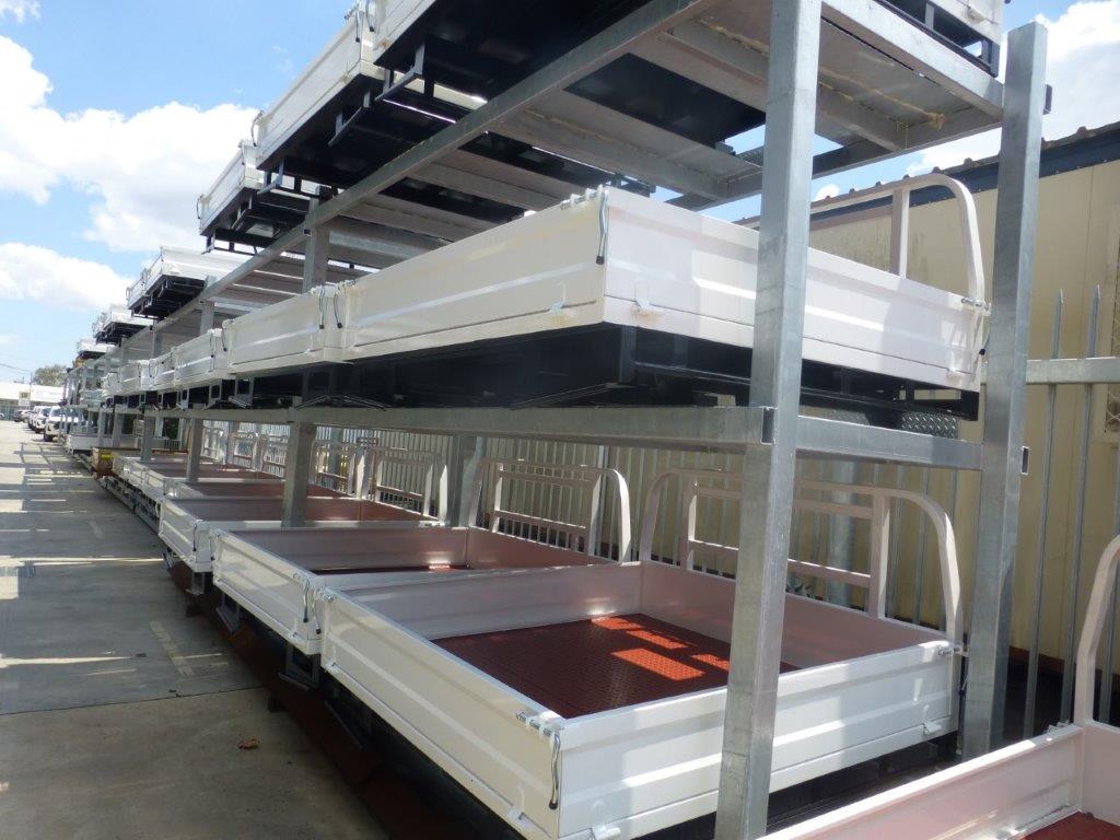 United Transport Equipment_Line of Trays_LR